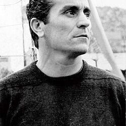 Amadeo Carrizo: The Pioneer Who Transformed Goalkeeping